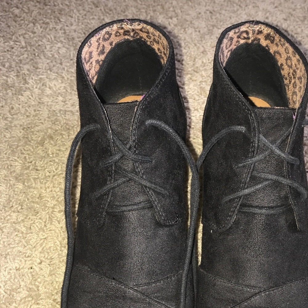 Black Boot heels