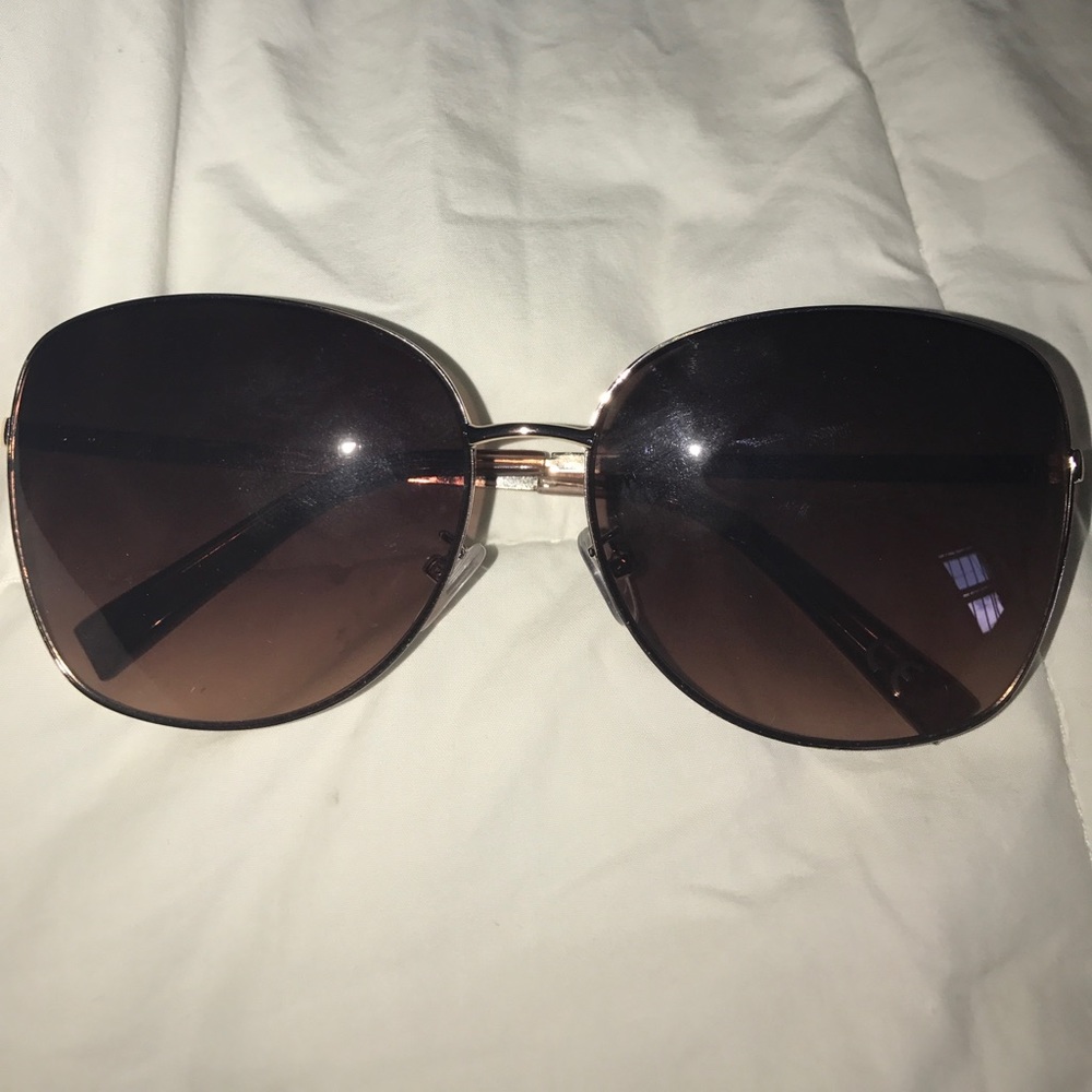 American Eagle SunGlasses 🕶