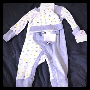 A cute baby outfit 0/3 months brand new
