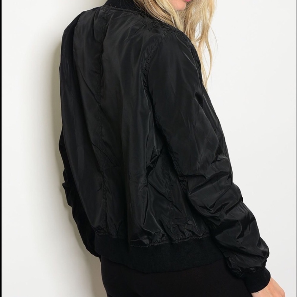 🎊CLOSING!! SEE AD☝🏻🎊🌺LIGHTWEIGHT Bomber Jacket - Picture 2 of 4