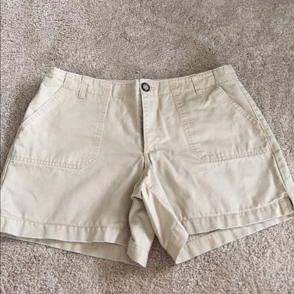 Old Navy Khaki shorts
