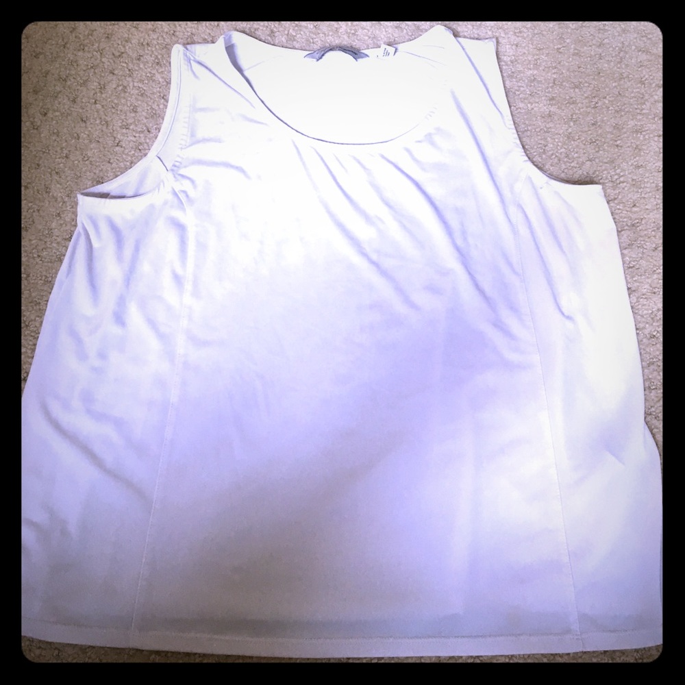Avenue White tank top