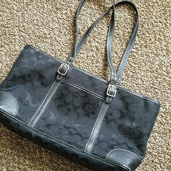 Authentic Coach tote - Picture 2 of 8