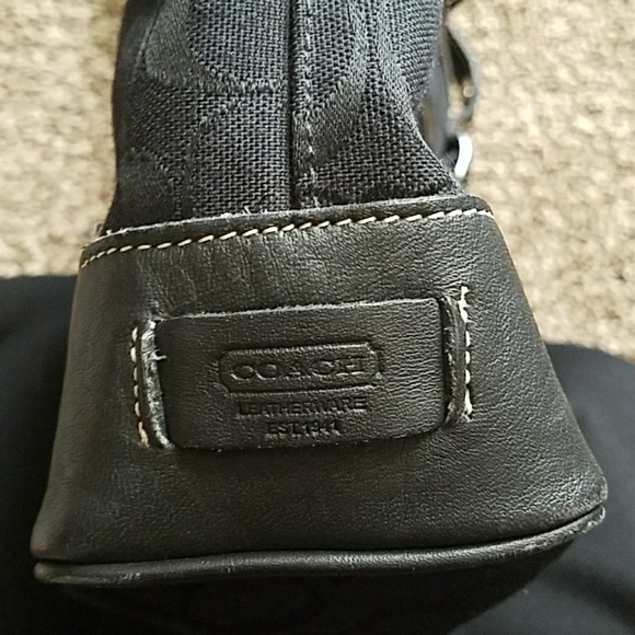 Authentic Coach tote - Picture 8 of 8