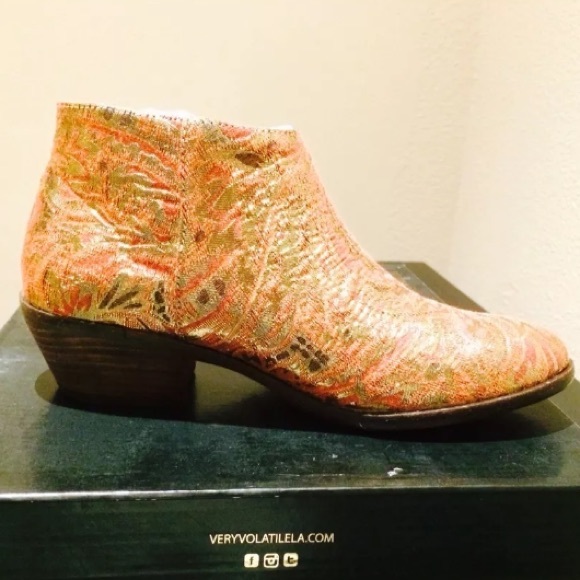Anthropologie Festival Flat Bootie Orange Gold 6.5 - Picture 7 of 8