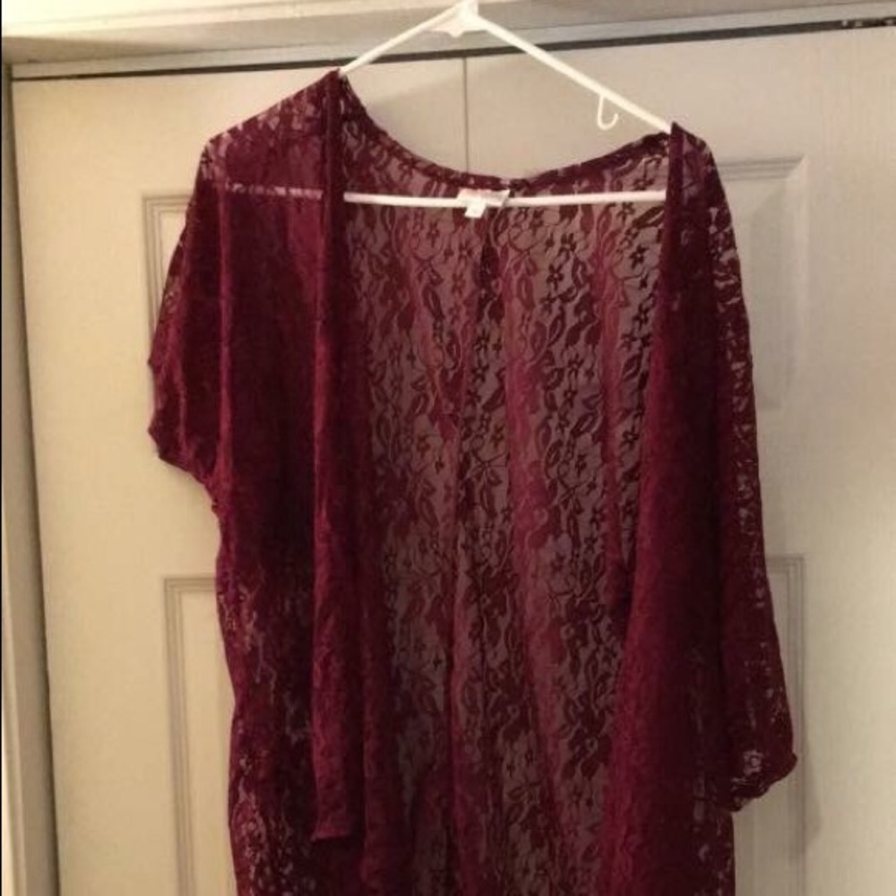 Small lace lularoe lindsay
