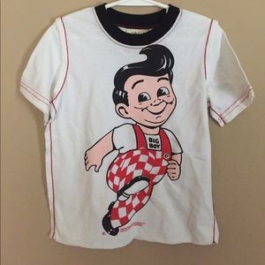 Boys vintage t-shirt.