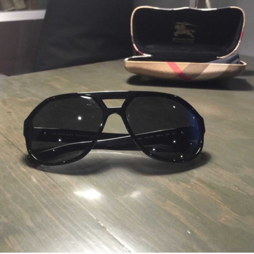 Burberry sunglasses