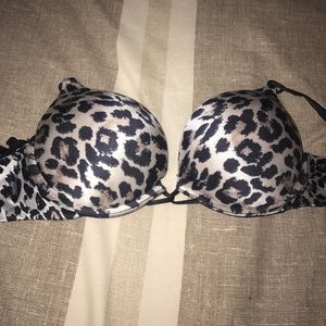 Victoria secret push up bra