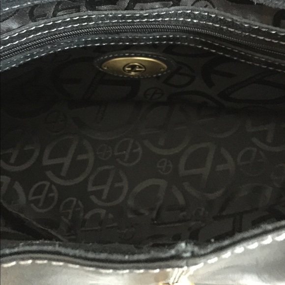 Francesco Biasia shoulder bag - Picture 3 of 4