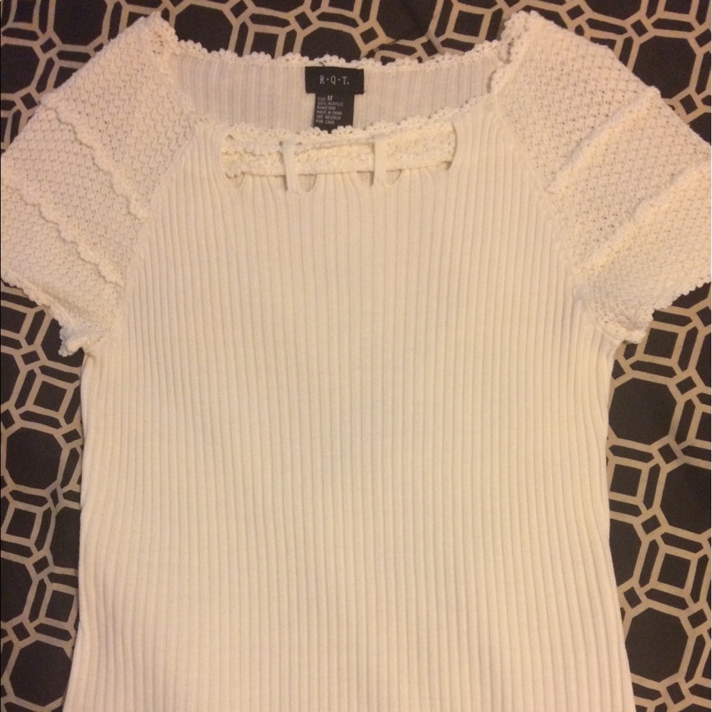 R-Q-T White Top
