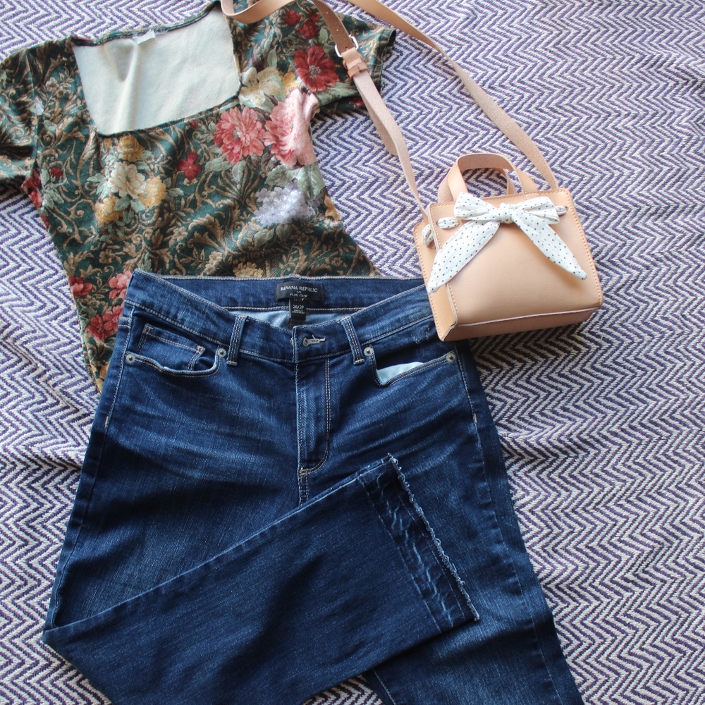 NWOT Frayed Edge Flare Jeans (Crop)