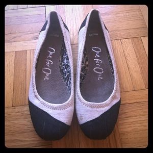 TOMS Ballet Flats