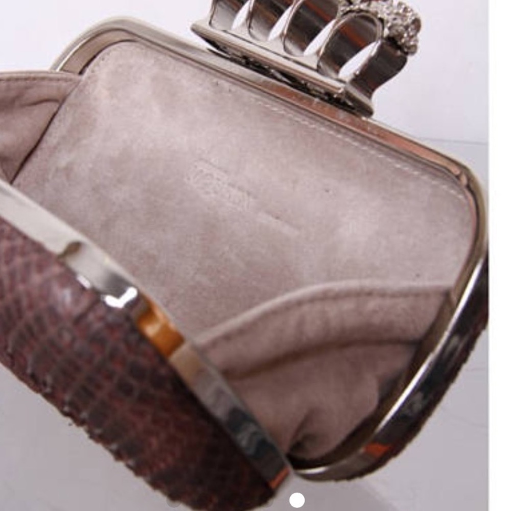 ALEXANDER MCQUEEN KNUCKLE VINTAGE CLUTCH