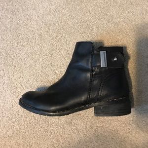 Steve Madden booties