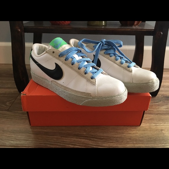 Nike Shoes - Nike Sneaker. Size 8.