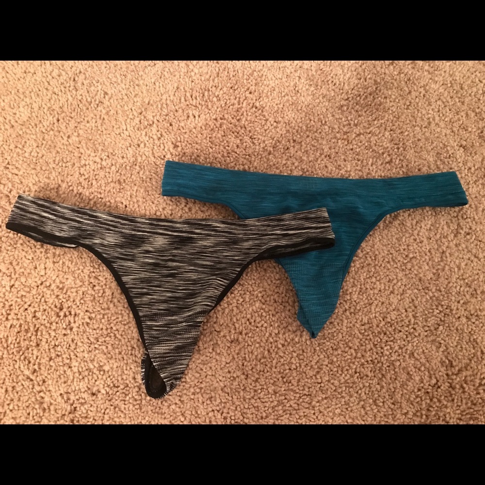 NWOT Victoria secret pink thongs