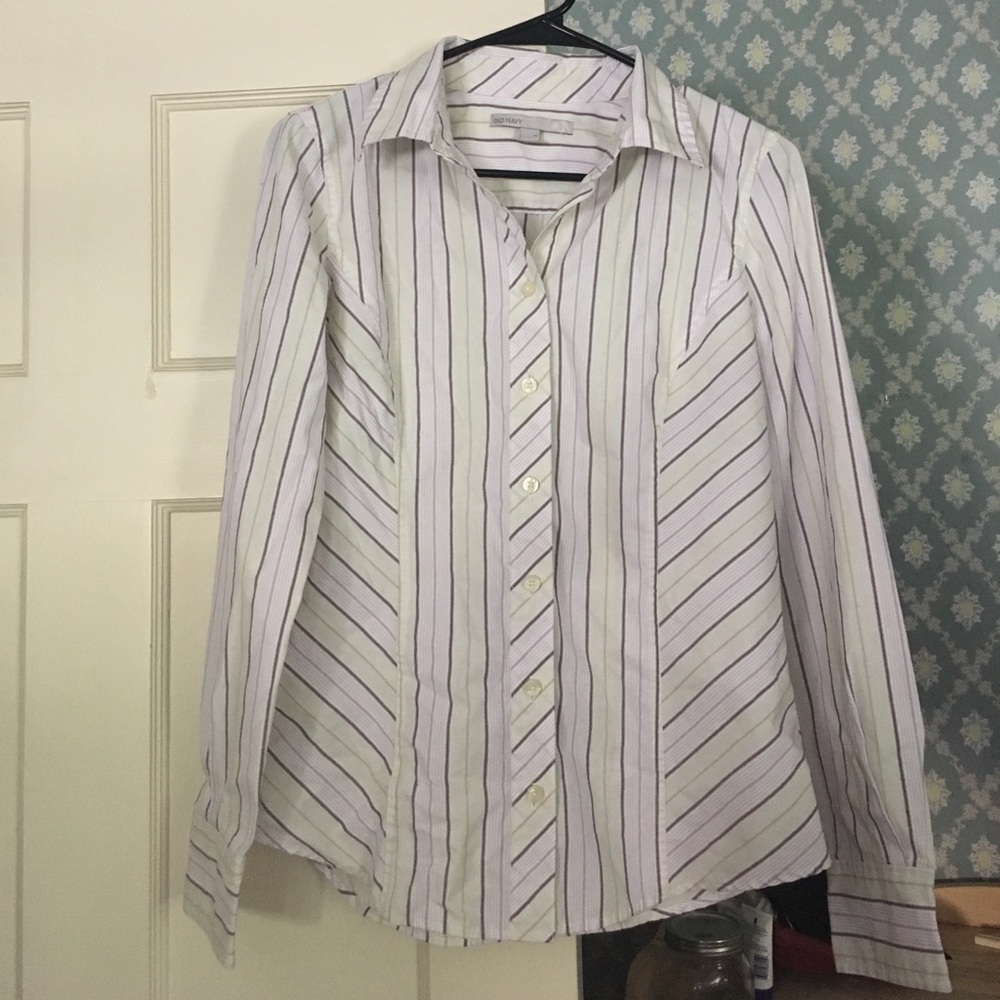 Old Navy button up dress shirt EUC size M
