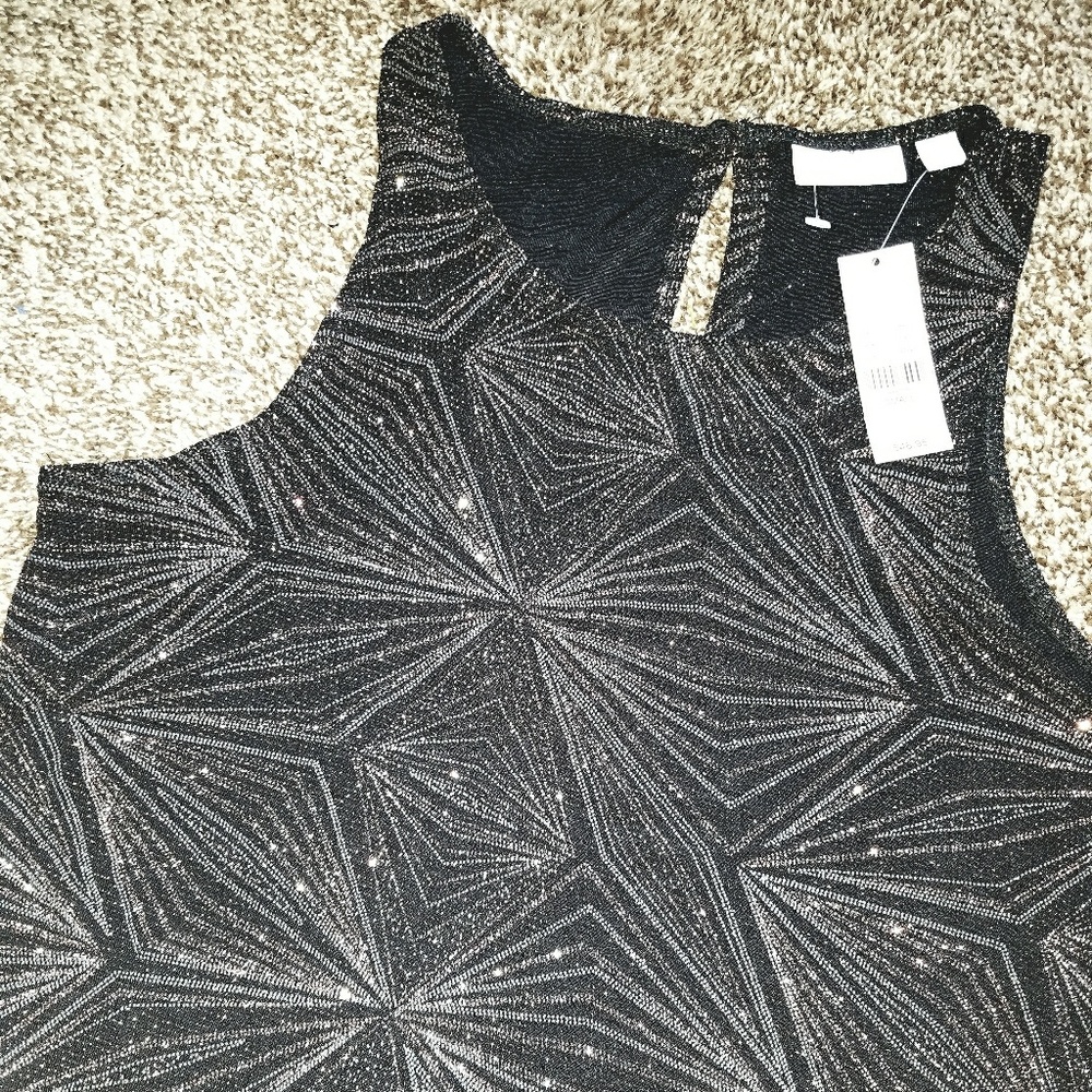 Black Sleeveless blouse
