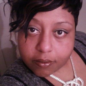 Meet your Posher, Cassandra