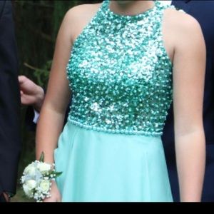 prom dress - Landmark