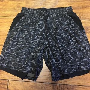 Men's Lululemon shorts with built-in liner