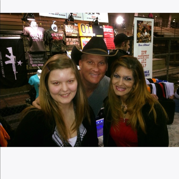 Meet your Posher, Lisa renee - Picture 5 of 8