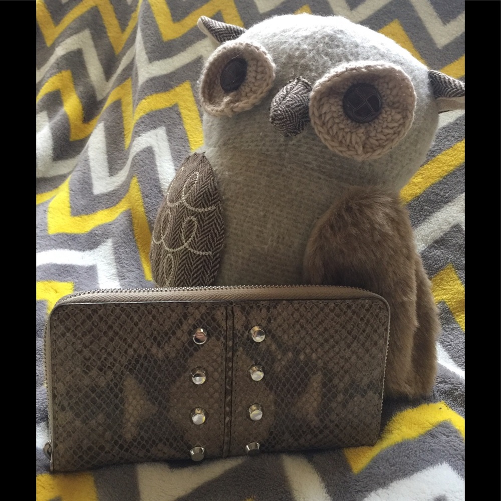 EUC Michael Kors Wallet