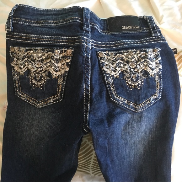 Too small - Picture 3 of 3