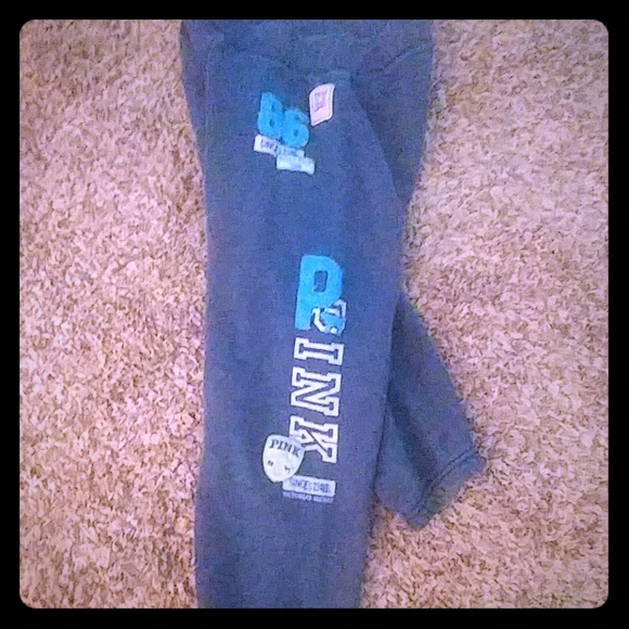 VS Pink cropped sweats - Picture 1 of 5