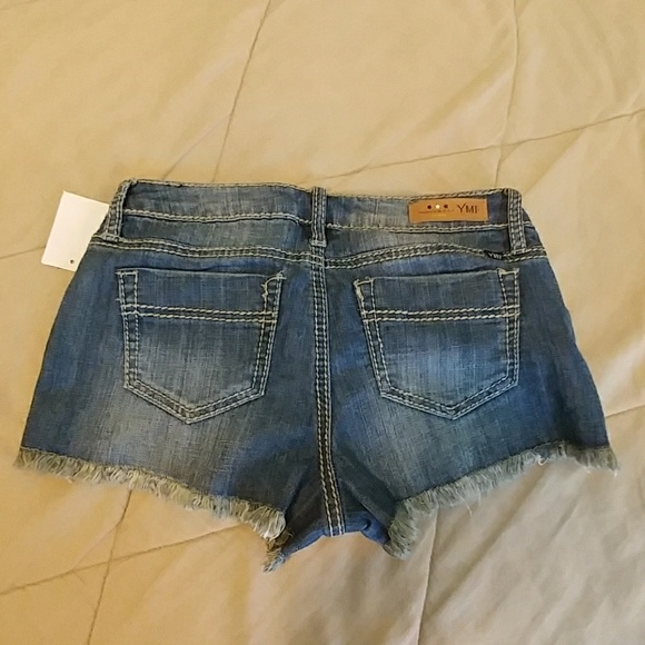 Shorts - Picture 2 of 2