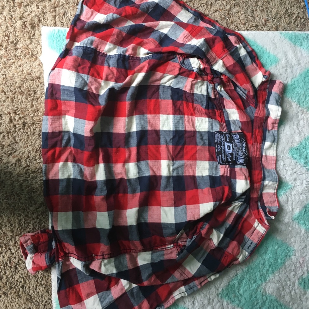 Broken thread red flannel