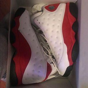 Air Jordan 13s VVNDS SIZE 9