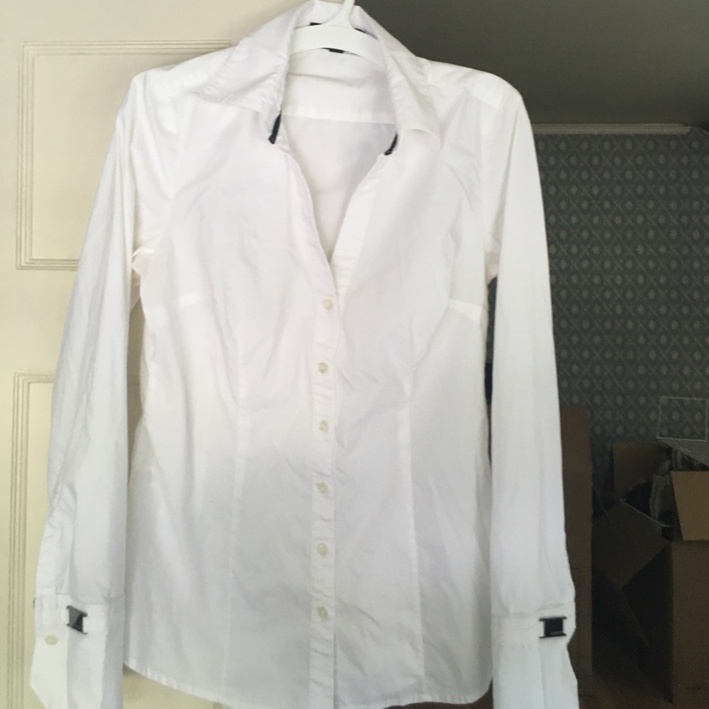 White button down dress shirt EUC