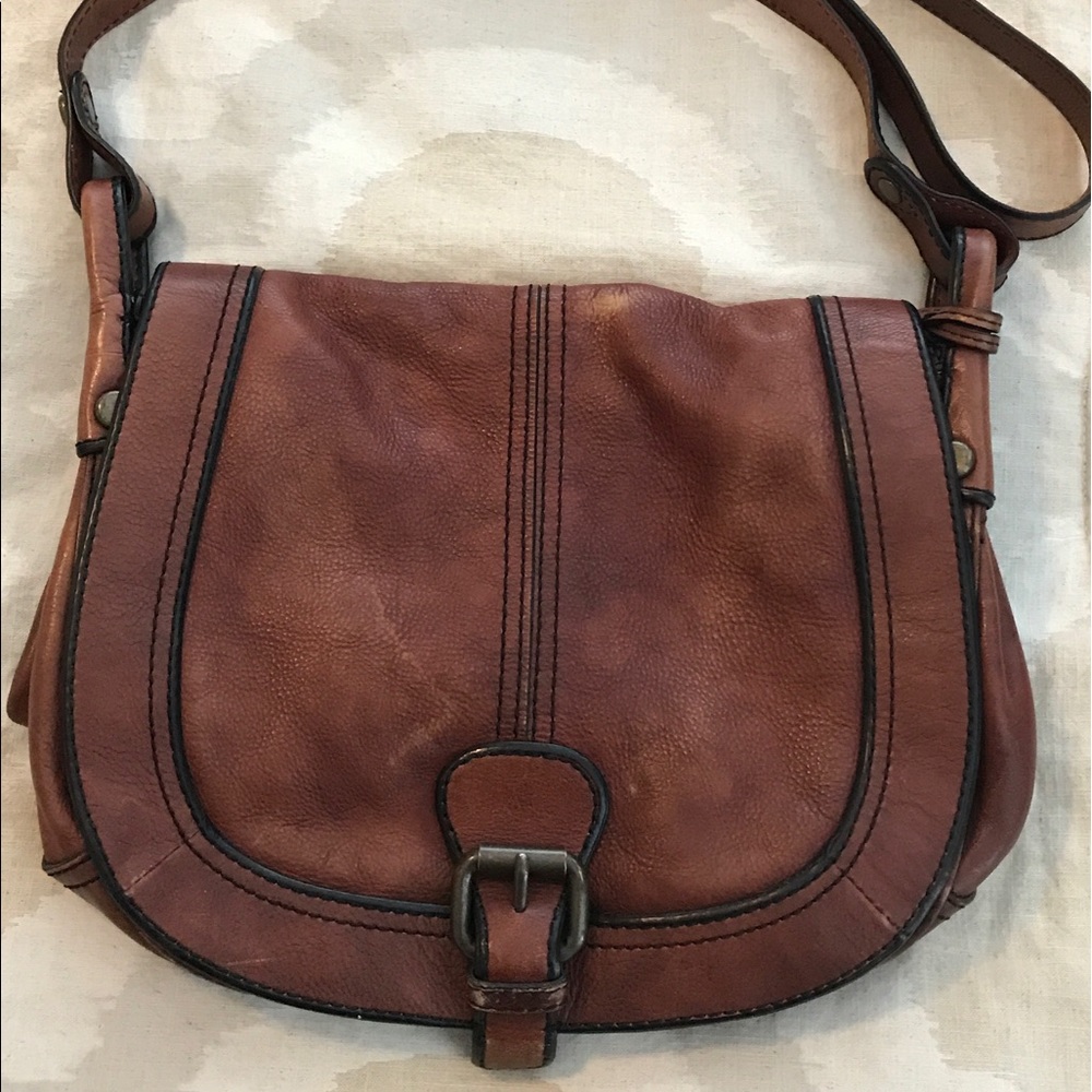 Fossil saddlebag brown leather purse