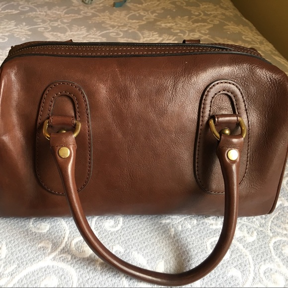 banana republic duffle bag