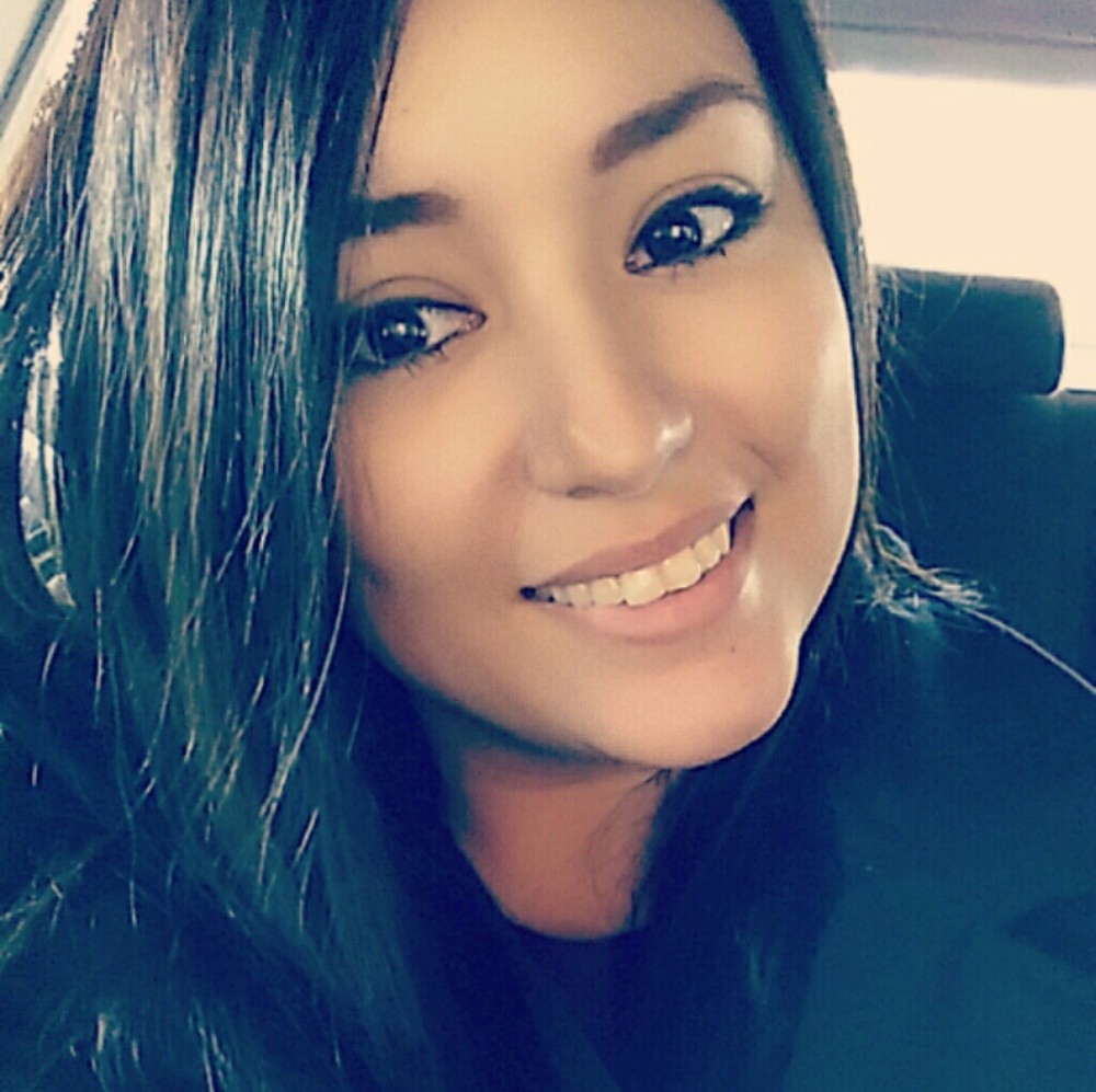 Meet your Posher, April