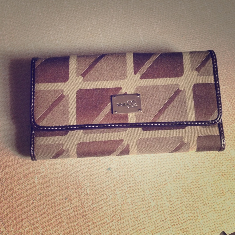 Nine & Co. wallet