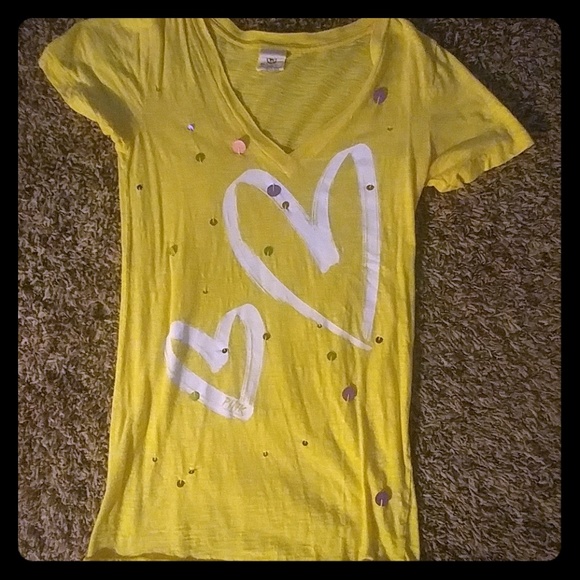 VS 💖 PINK tee - Picture 1 of 3