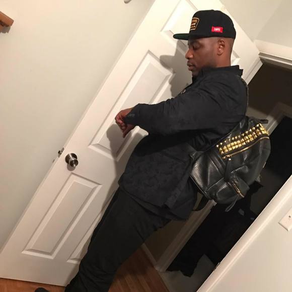 Meet your Posher, Mike - Picture 1 of 1