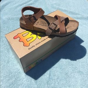 Brown Strappy Birkis