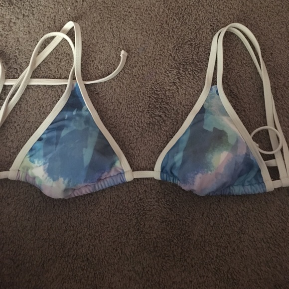 bikini top - Picture 1 of 3