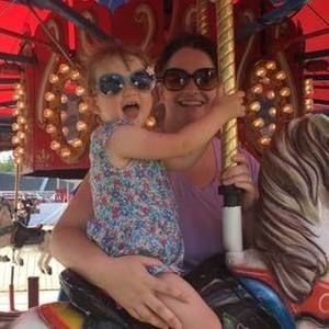 Meet your Posher, Abigail