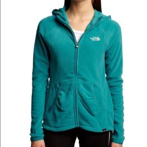 ✨⚡️PRICE DROP The North Face 100 Masonic fleece⚡️✨