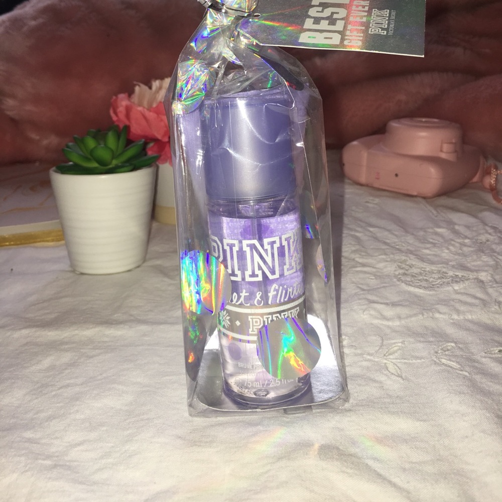 PINK "sweet and flirty" pack