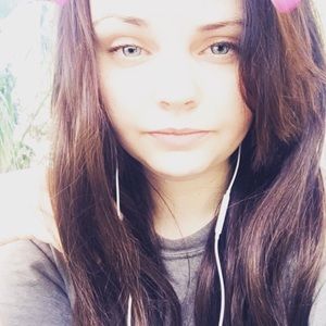 Meet your Posher, Leighton