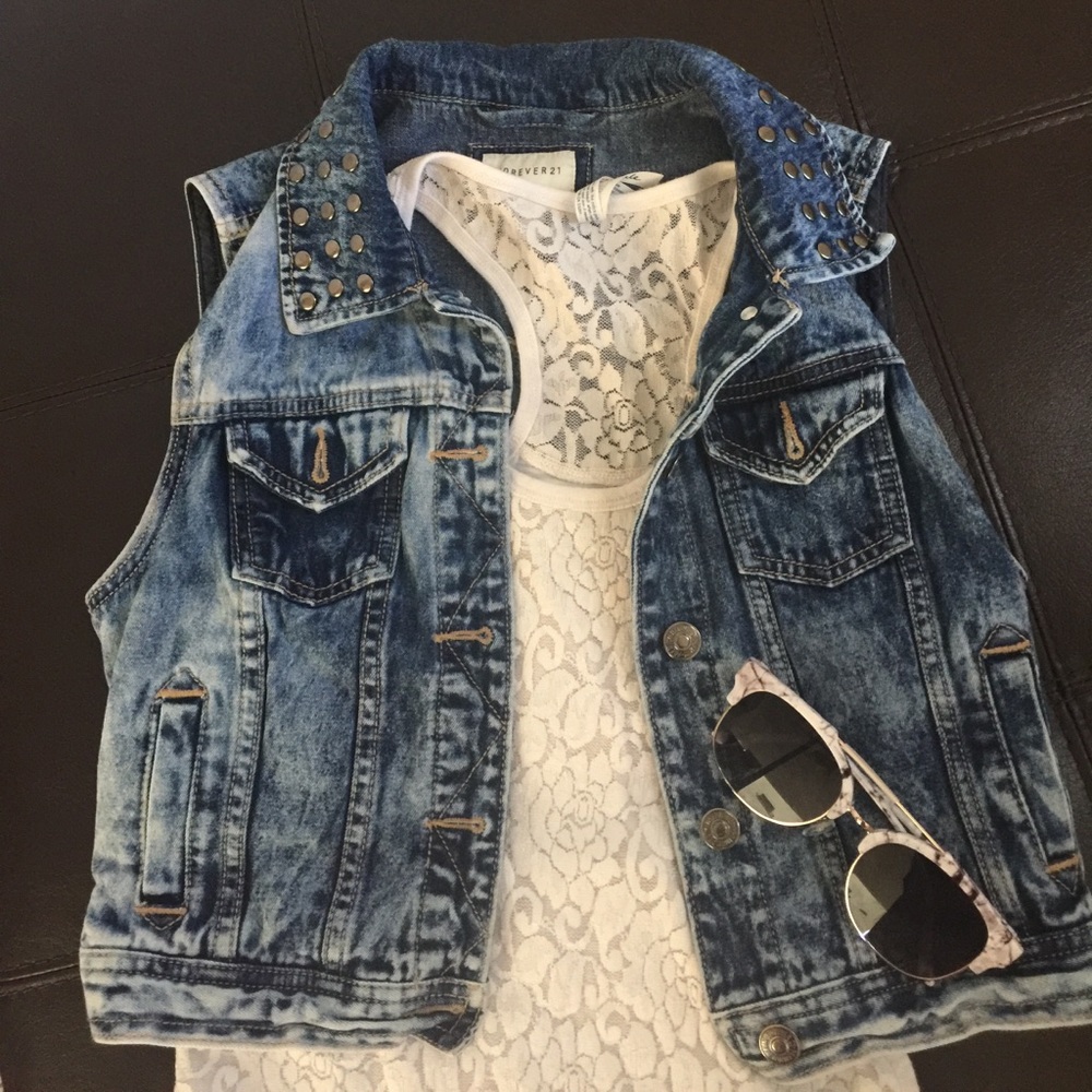 Forever 21 Denim Sleeveless Jacket