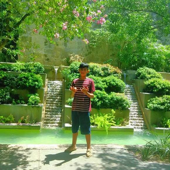 Meet your Posher, Joshua - Picture 1 of 1