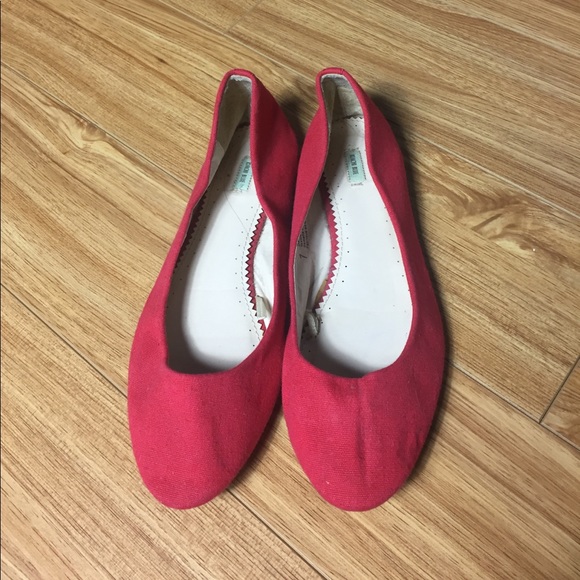 Urban Outfitters kimchi blue flats sz 7 - Picture 1 of 3