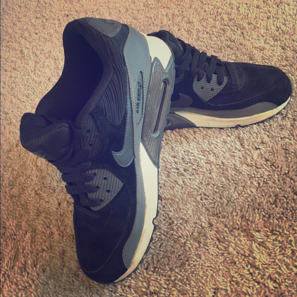 Nike Airmax Black Suede